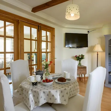5 Bed In York 77267 Green Hammerton