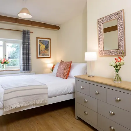 5 Bed In York 77267 度假居 *