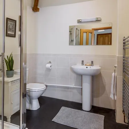 5 Bed In York Oc-77267 Green Hammerton