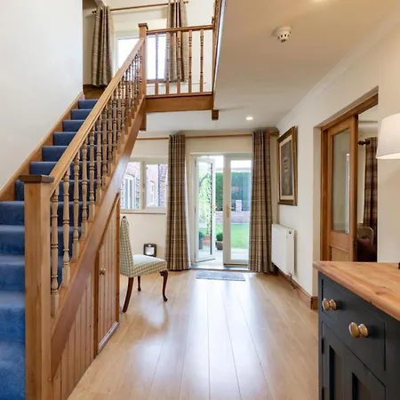 5 Bed In York Oc-77267 Tatil Evi Green Hammerton