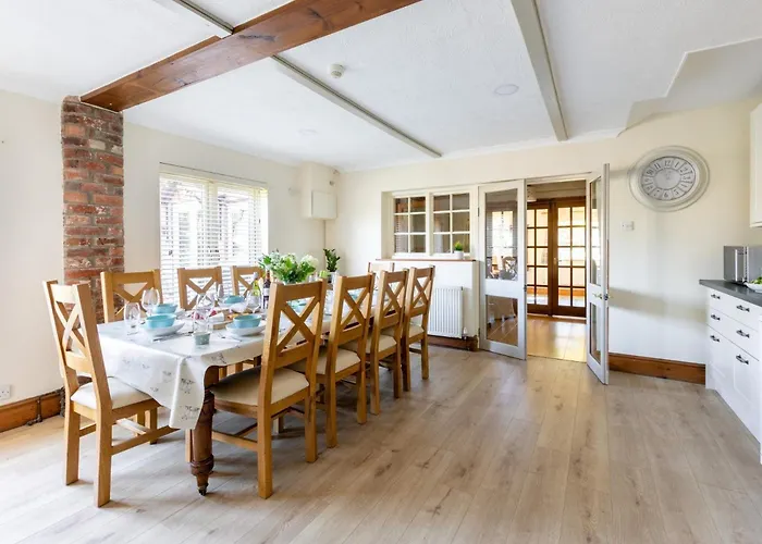 Hébergement de vacances 5 Bed In York Oc-77267 *